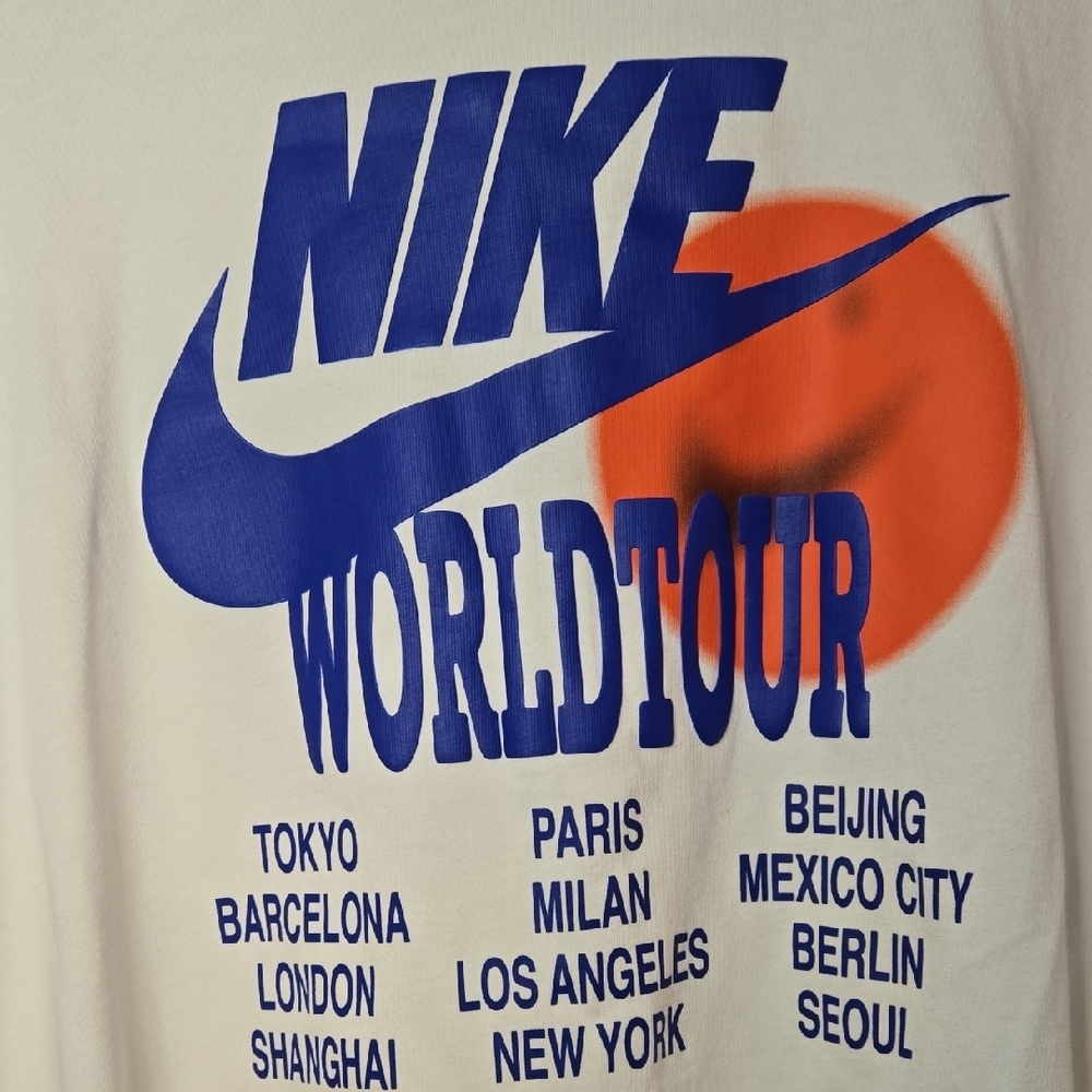 Nike World Tour White T-Shirt with Blue and Orange‎ Graphics - Picture 4 of 6